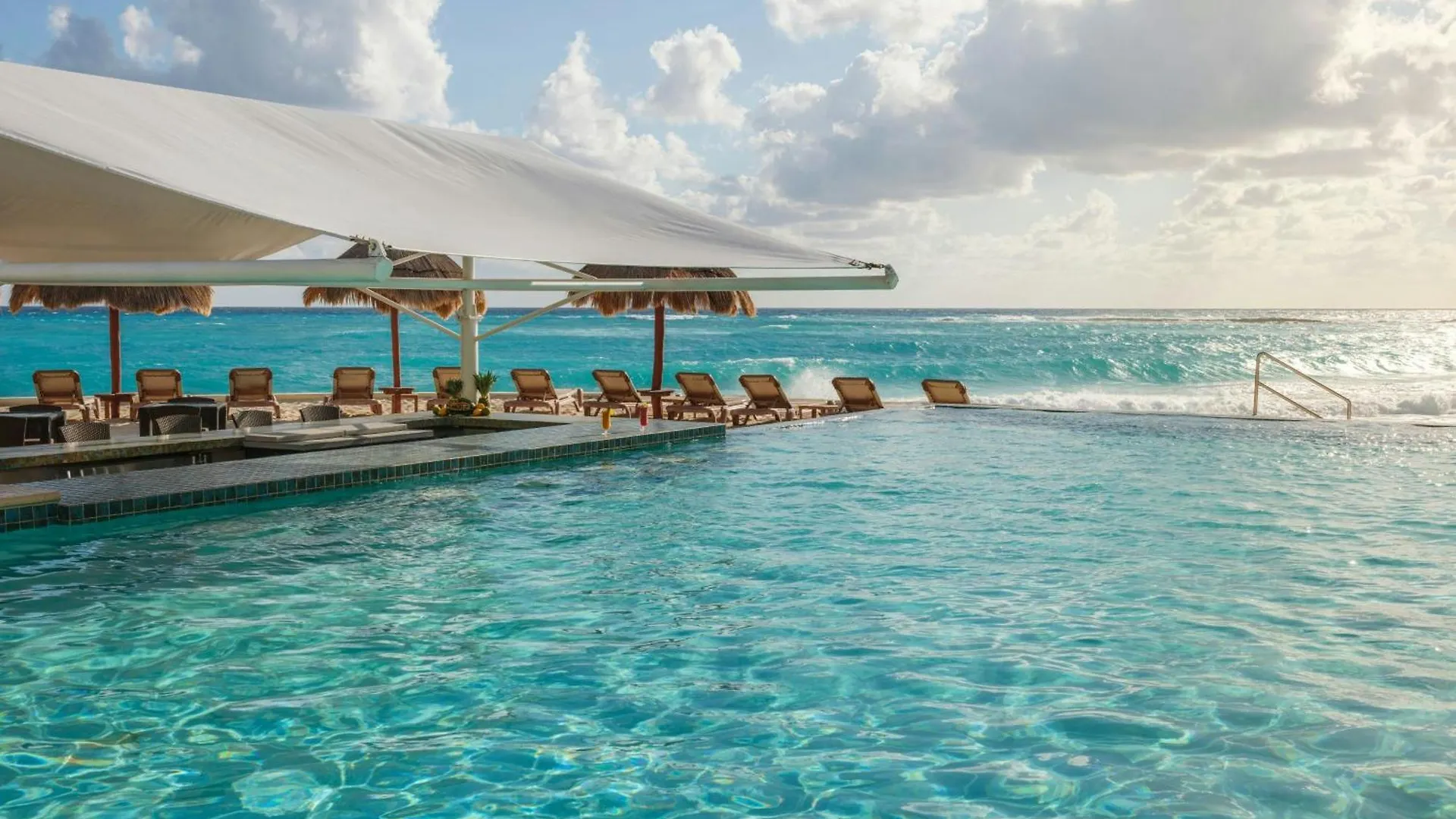 The Westin Cancun Resort Villas & Spa