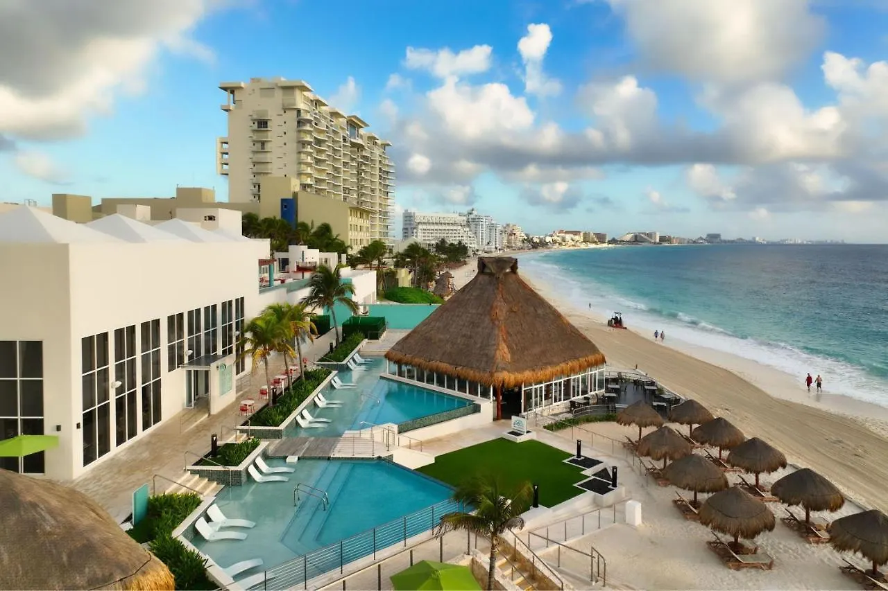 The Westin Cancun Resort Villas & Spa 4*,