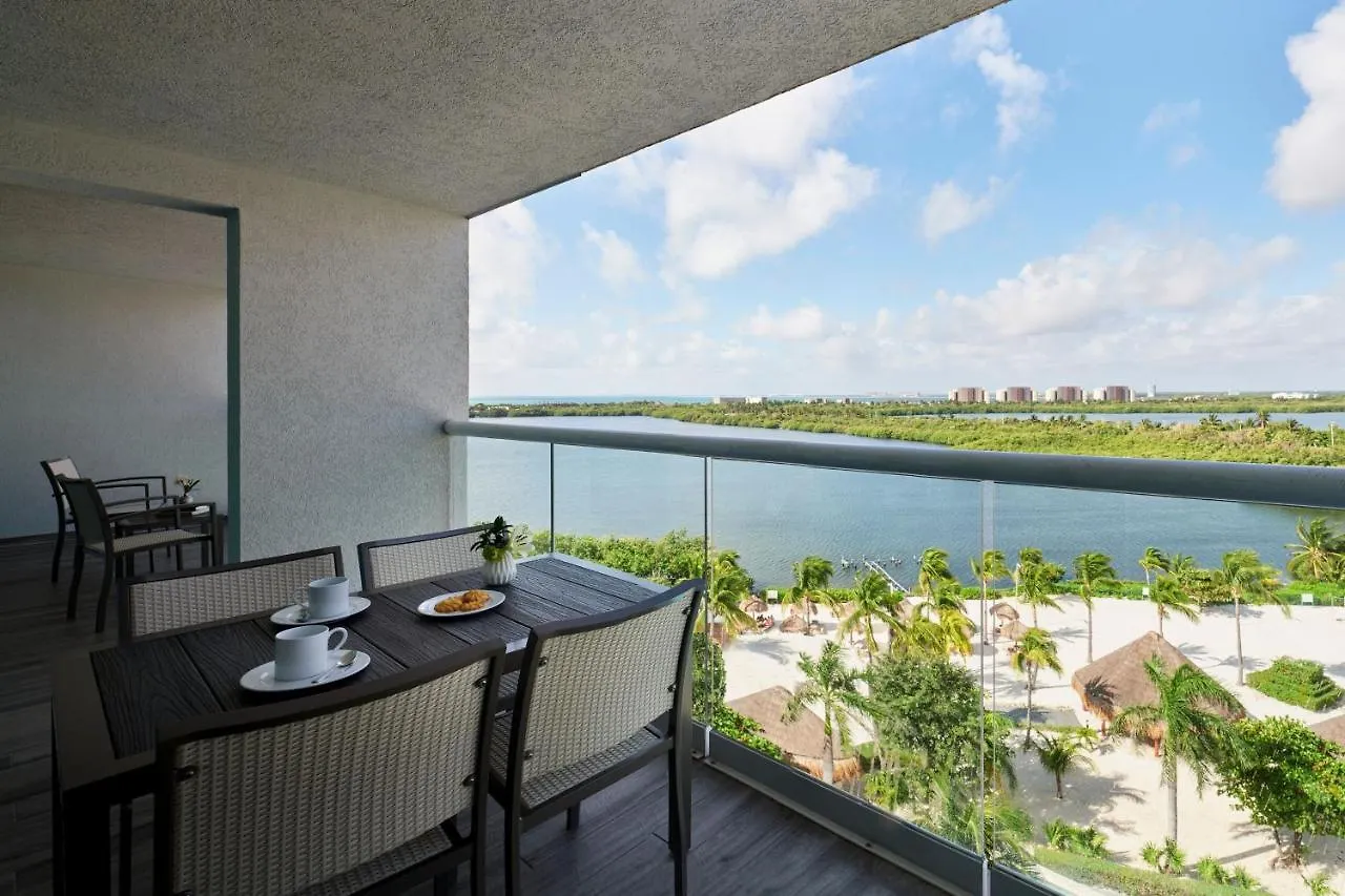 Hotel The Westin Cancun Resort Villas & Spa