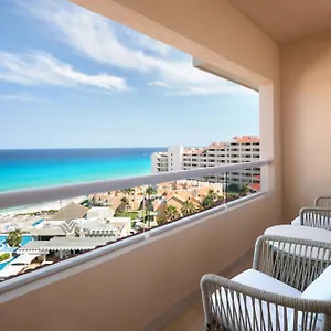 Hotel Wyndham Grand &, Cancun