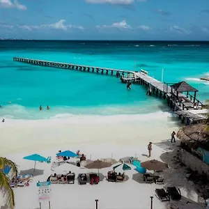 Hotel La Palma Beachfront & Club Nautico, Cancun
